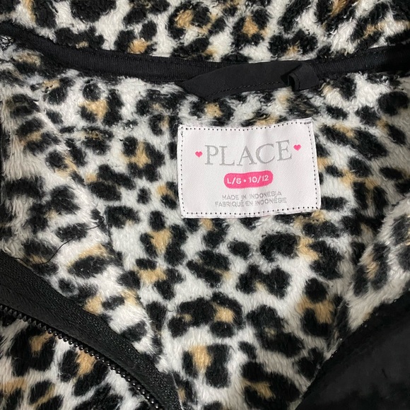 The Children’s Place Fleece Sweater - Picture 2 of 2